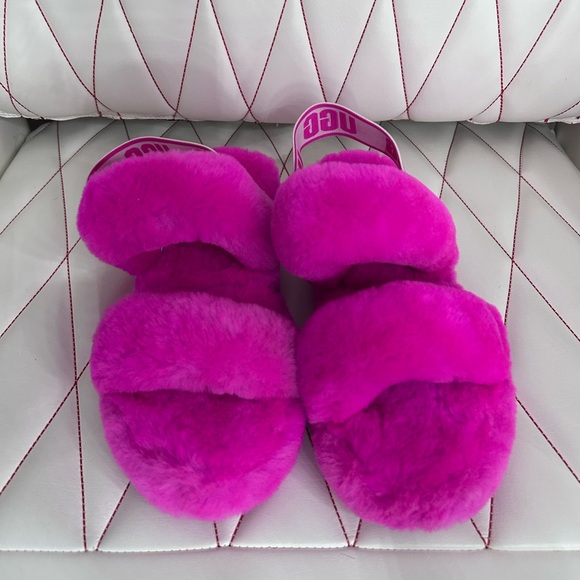 UGG Oh Yeah slides - Picture 3 of 5